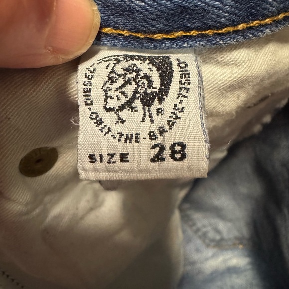 Diesel Jeans Medium Wash Men's Size 28 (24 Inch Waist) Straight Leg I Vintage - Picture 5 of 8